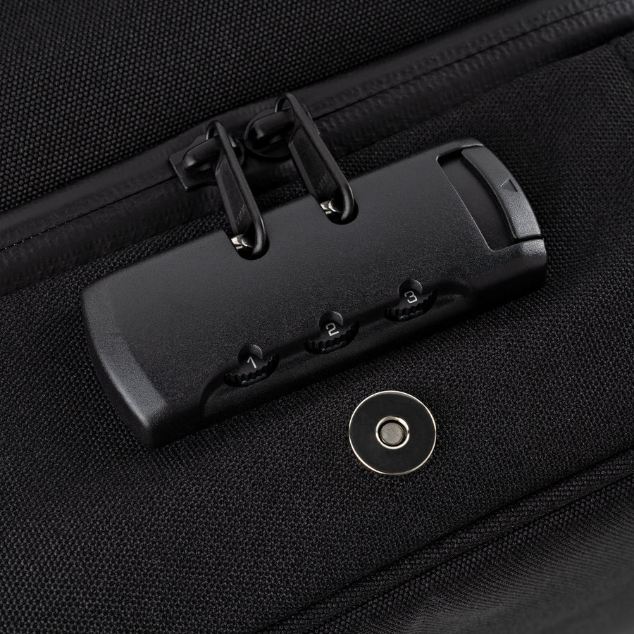 ONGROK CA Smell Proof Case: Carbon-Lined, Combo Lock
